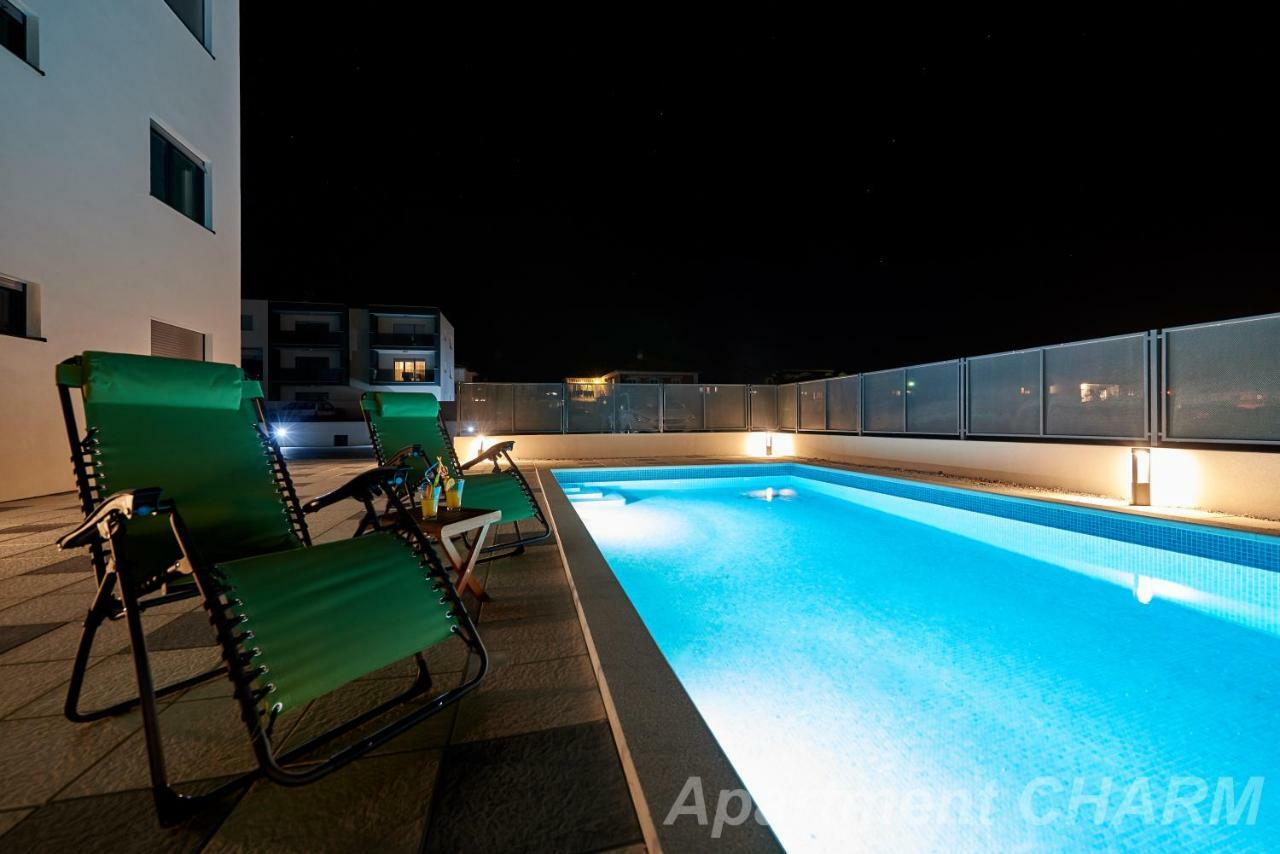 Luxury Apartment Charm With Pool Trogir Bagian luar foto